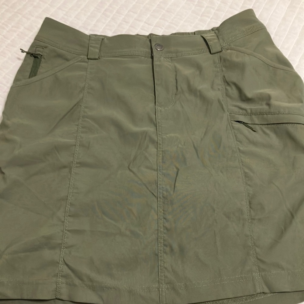 Olive skort
